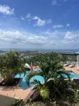 Spectacular View of St Thomas Harbor from both floors & Pool at Bettye’s Villa. - Huvilat