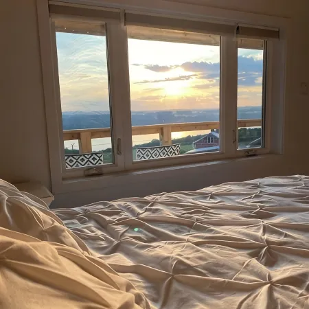 Lake Views w/ Pool, Hot Tub, & Fast Wi-Fi