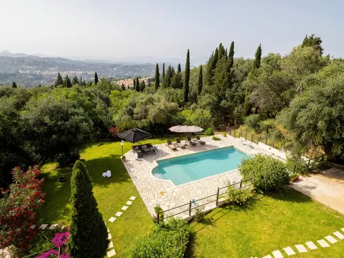 Villa Sissy sleeping up to 14 guests with large private pool - Prestige Villas - Villas