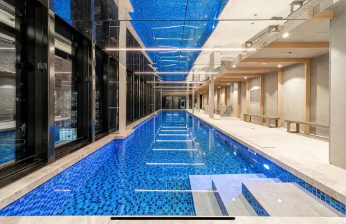 Incredible CBD View Apartment - 3-Star