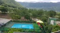 Pension Near Pyeongchang River - Pools