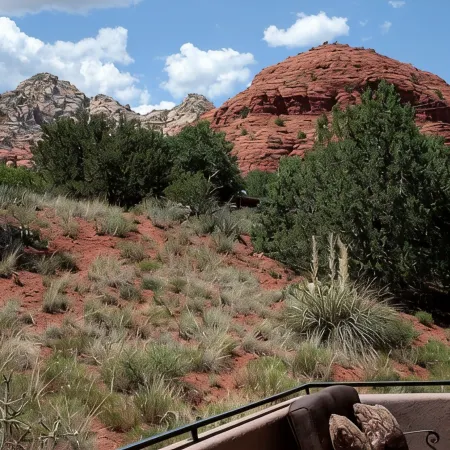 Cool West Sedona Canyon Retreat - Wildlife and Mountain Views, Walk to Trails