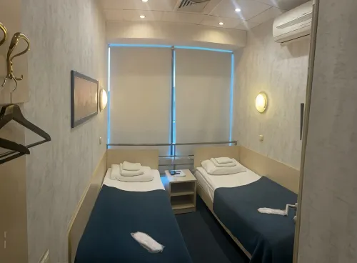 Komfort Otel - Bintang 2