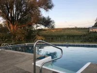 LanMark Farm Spacious Country Get-Away Ground Floor Suite - Wifi