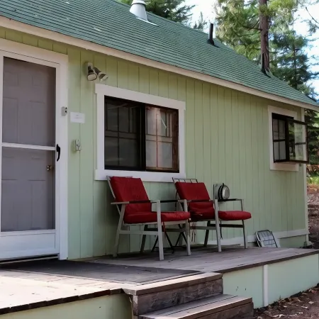 INSIDE YOSEMITE! Ten minutes from Yosemite Valley. SUMMER/FALL openings!