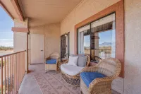 Superstition Mountain Views, Heated Pool/Hot Tub, 2Bd + Loft - 3-Star
