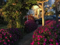 白寒木住宿加早餐酒店 鄰近楓葉廣場的酒店