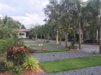 Big House Resort Hotel di Trat