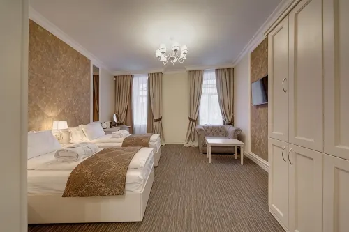 Anastasia Hotel - Inns