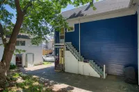 Coastal downtown 1 Bed, 1 Bath, full kitchen w/ harbor view - 4-Star