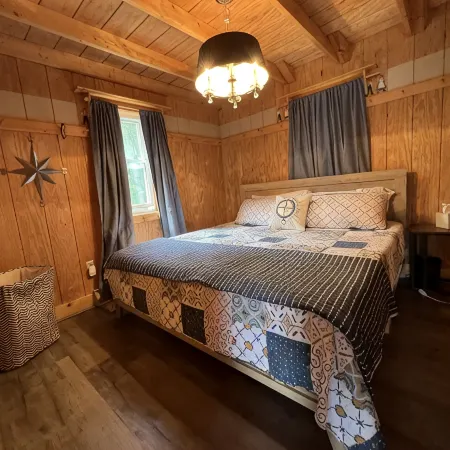 Cabin Directly Across from Kinzua Lake & Onoville Marina