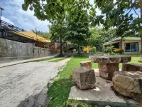 Maai Horm Boutique Resort - parking