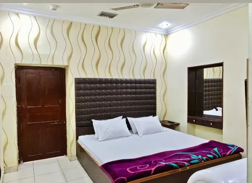 Roop Guest House - Pensions