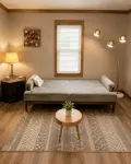 Family sized home 3 Minutes to the Jet Express and 30 minutes from Cedar Point! - 2-Star