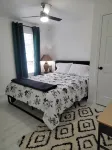 Magnolia River Charming house in fantastic Friendsville with WiFi, AC