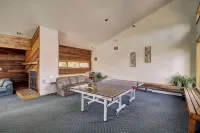 Awesome Spacious Condo, Spectacular Views, Nice Clubhouse