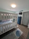 Pelican's Loft: Steps from the Beach Access