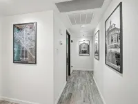 Hot Tub, Game Room - 3 Bed: 2 Bath near Fig Garden Loop!