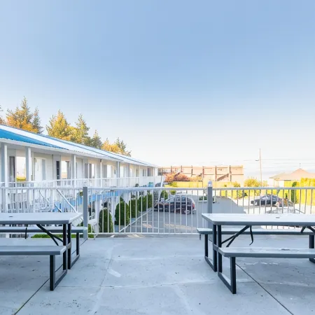 Ocean Crest Motel