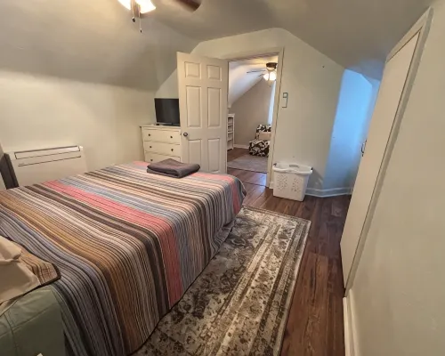 Two Bedroom Cottage House in Uptown Westerville Hotels in Westerville