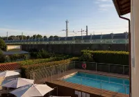 Petit Hotel - Pools