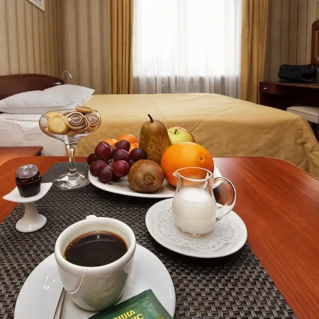 Park Hotel Zamkovy 고멜 호텔