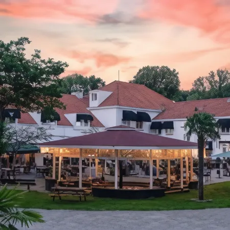 Hotel Hoevevoorde Отели рядом с достопримечательностью «Эскамп»