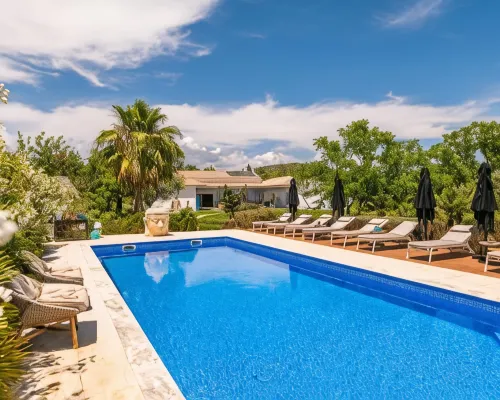 SeedsofSilence Boutique Hotel and Retreat Centre Hotels in Quelfes