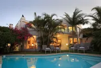 Ocean Watch Guest House - Pools