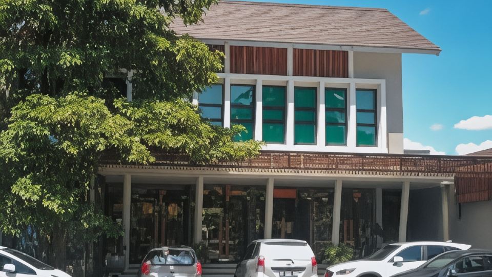 Grand Laguna Hotel & Villa