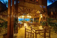 The Coral Blue Oriental Beach Villas and Suites - Morgenmad