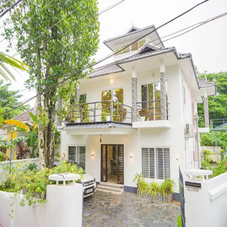 Oceana Hills Residency