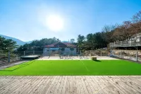 Gapyeong Ohneulharu Spa Pension (Pet Friendly) - سبا