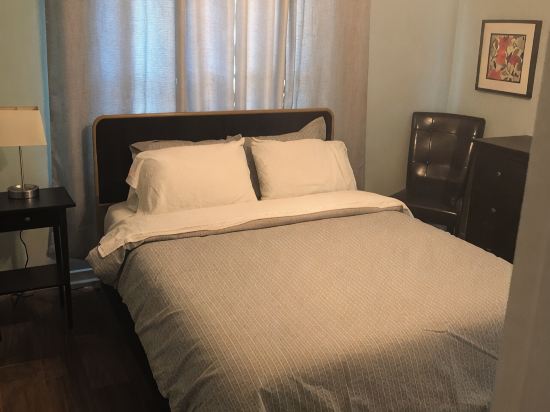 Charming 2-bedroom apartment with AC and WiFi in enchanting Winter Park