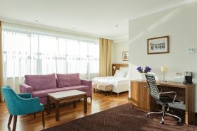 Jacques Hotel