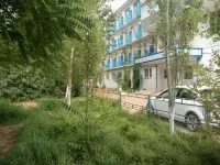 Hotel Bereg - 2 星級