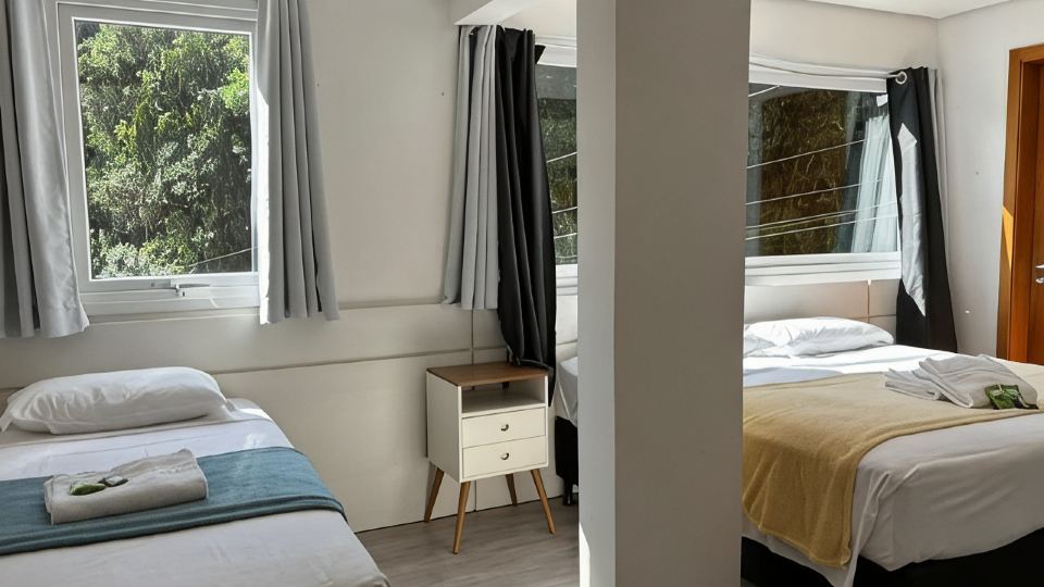 Hotel Golden Hills