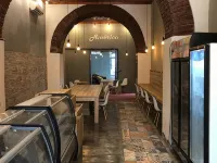Americo Pousada e Hostel Hoteles cerca de Pedra da Memória