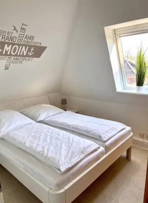 Bright, modern apartment with sauna at the house, between the districts of Dorf and Bad - 4-Star