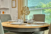 Waterview Vacation Retreat Close To Ocean - Homestays