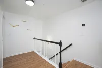 Family & Pet Friendly Modern Townhouse - 4-Star