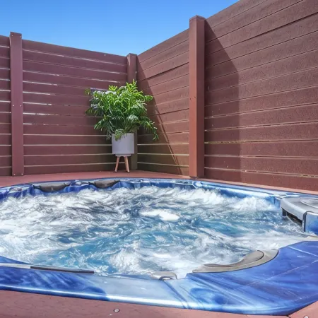 Entire Ocean View Shell Cove Mansion - Sleeps 16 guests 5 minute from the beach!
