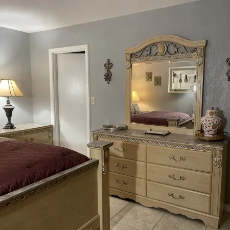 3 Bedroom House Near Lake June