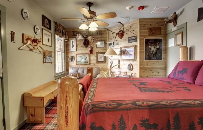 Ghost City Inn