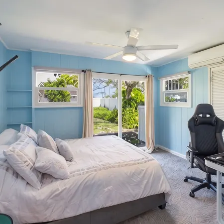 Perfect Kailua Vacation at Ka Hale Lai-House of Serenity-pool and spa.