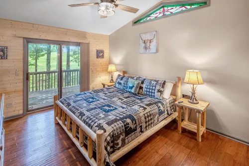 Private Mountain Home, 2miles To Ski, Hot Tub, Views, Fireplace, & Pet Friendly! - 3-stjärniga