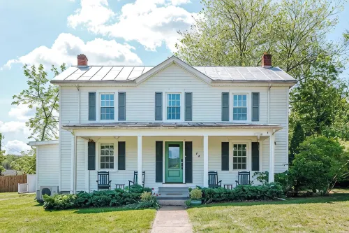 Afton Farmhouse - Mountain Views off Route 151 - Mountain view