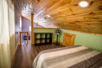 Stout Grove - New House minutes from the New River Gorge National Park - シャレー