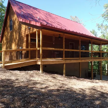 A Luxurious Cabin Quietly Tucked Away in the Woods, Dog-Friendly, Fiber WiFi