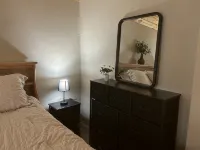 Beautiful, cozy 2 bedroom house on Brantingham Lake! - 4성급